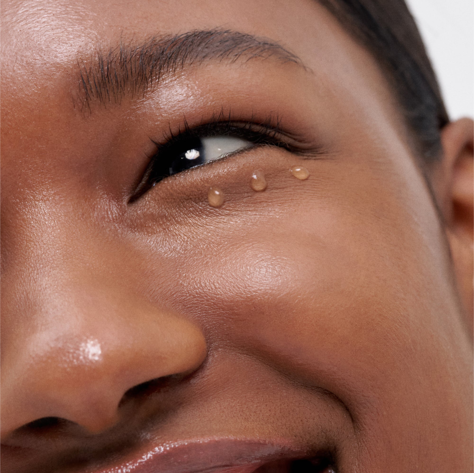 Bouncy & Firm Eye Sleeping Mask - Image 6