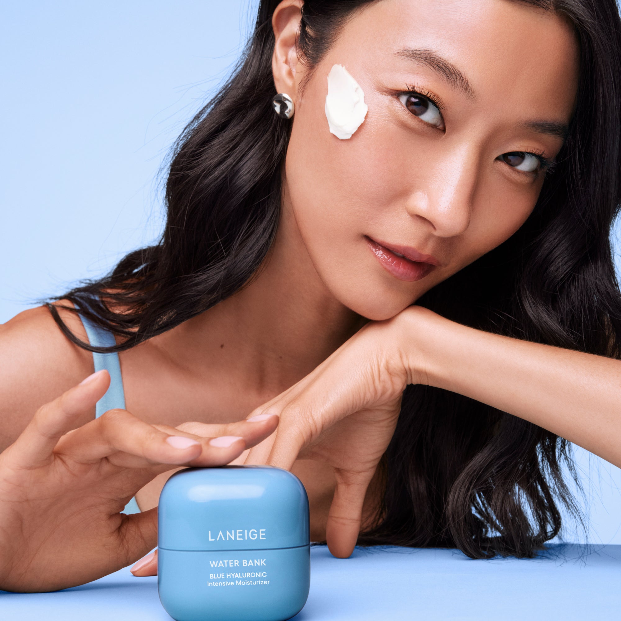 Water Bank Blue Hyaluronic Intensive + Refill Duo - Image 5